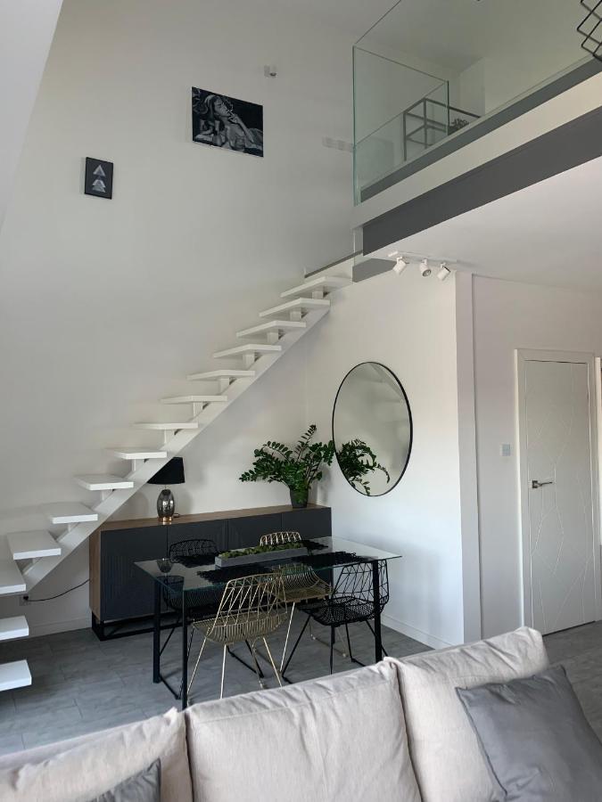 Ekskluzywny Penthouse Z Ogrodem W Centrum Lodzi Екстериор снимка
