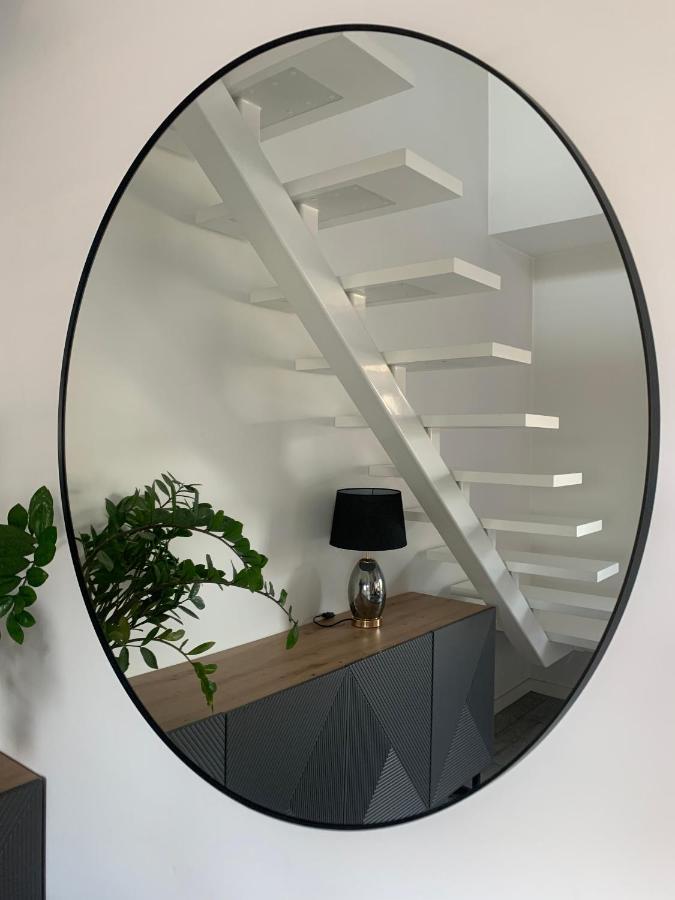 Ekskluzywny Penthouse Z Ogrodem W Centrum Lodzi Екстериор снимка
