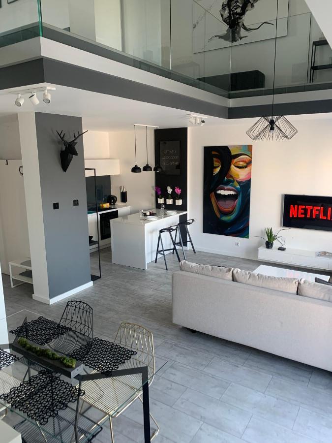 Ekskluzywny Penthouse Z Ogrodem W Centrum Lodzi Екстериор снимка